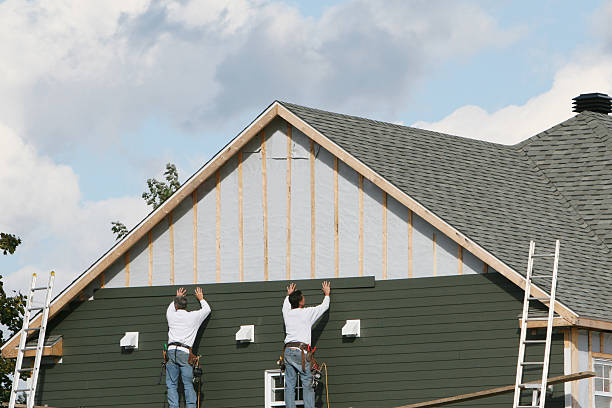 Professional Siding Repair technician working in Glenford, OH